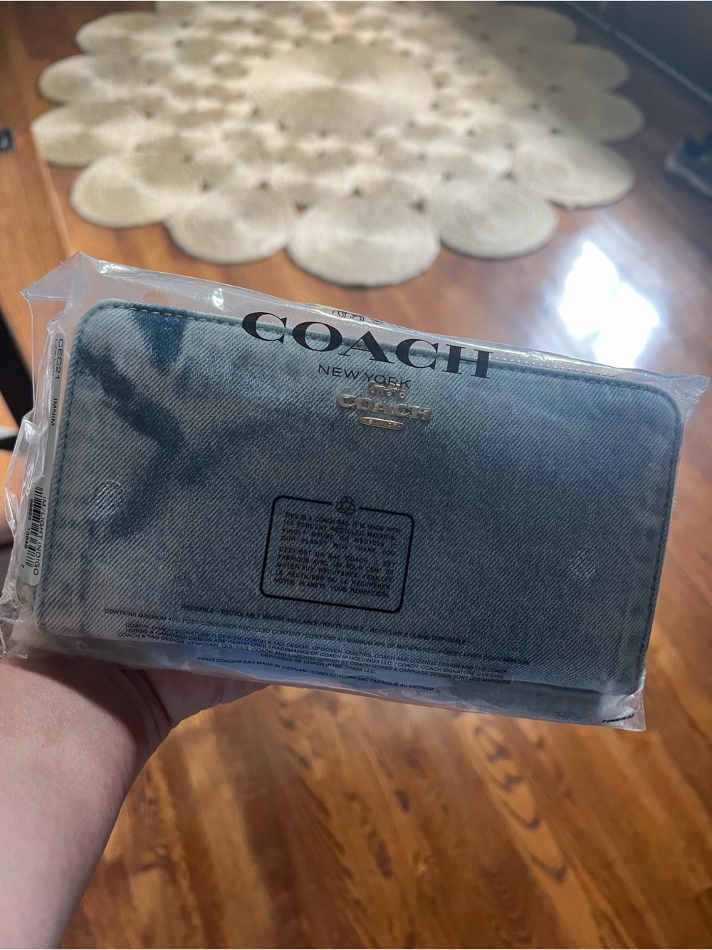 Coach Outlet Long Zip Around Wallet In Loved Denim - Picture 4 of 7